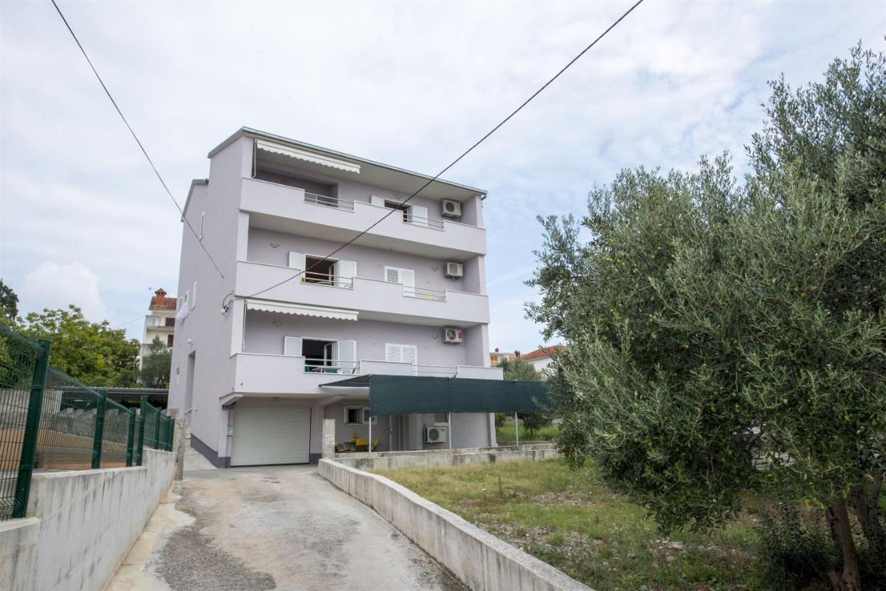 Apartments Meri Трогир Экстерьер фото