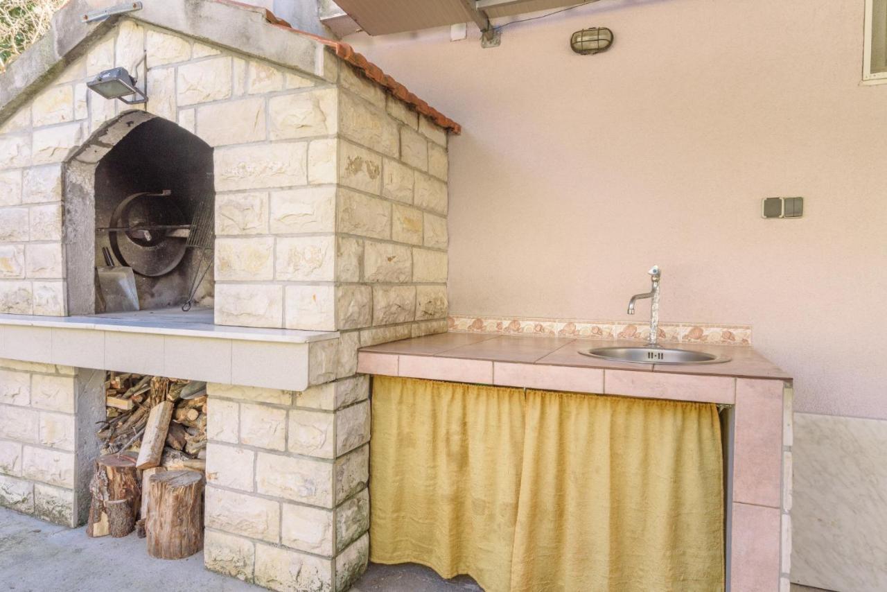Apartments Meri Трогир Экстерьер фото